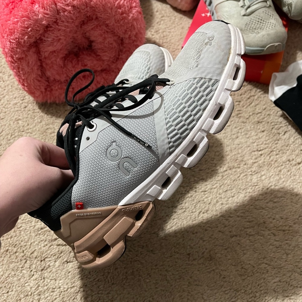 On Running Tennis Shoes